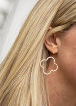 Small gold clover earrings